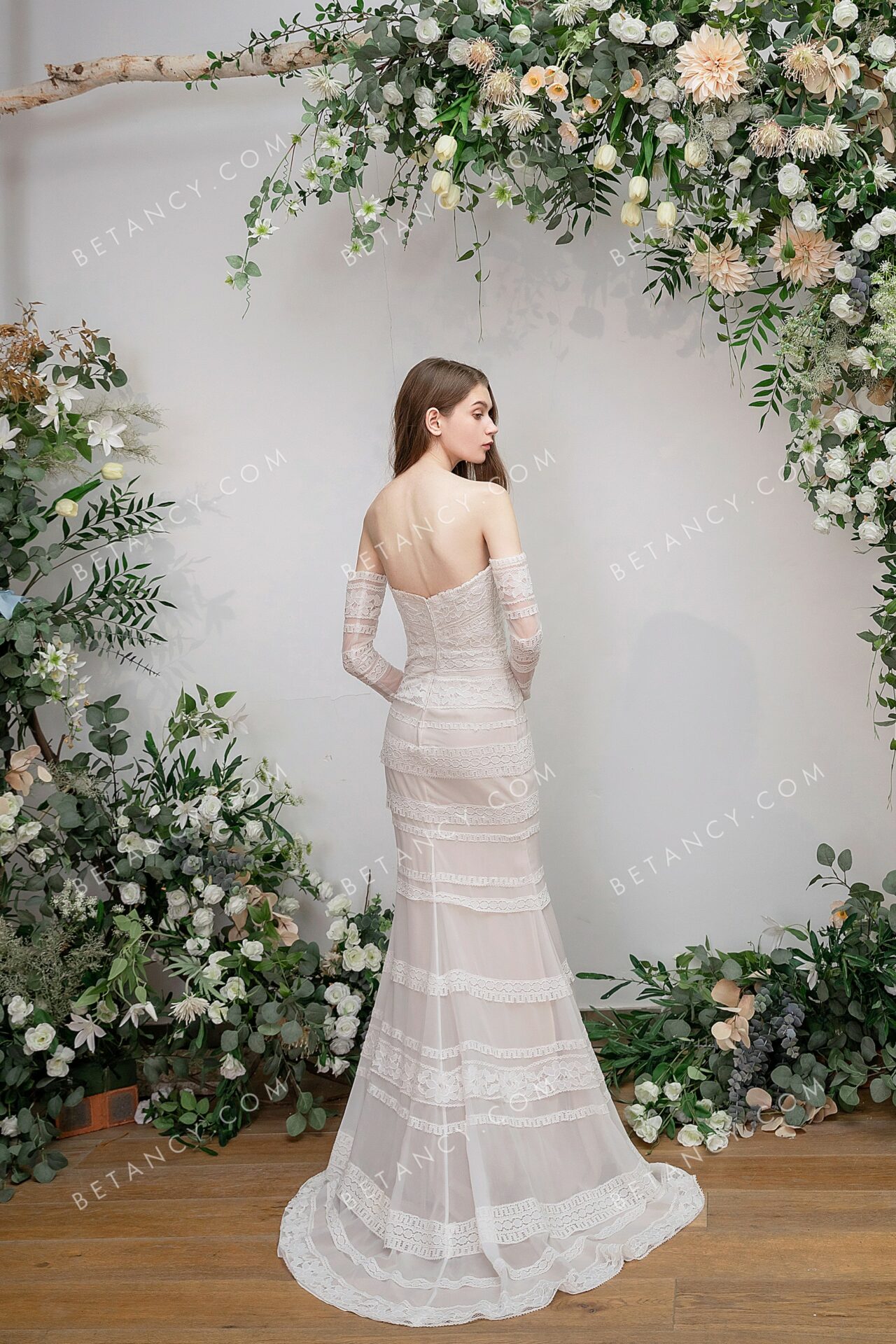 robe de mariée bustier manche dentelle