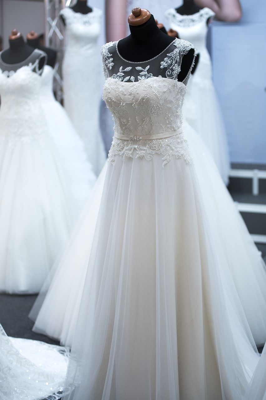 Robe de mariée champêtre dentelle image 1 | Soirée Blanche robe de mariée champêtre dentelle