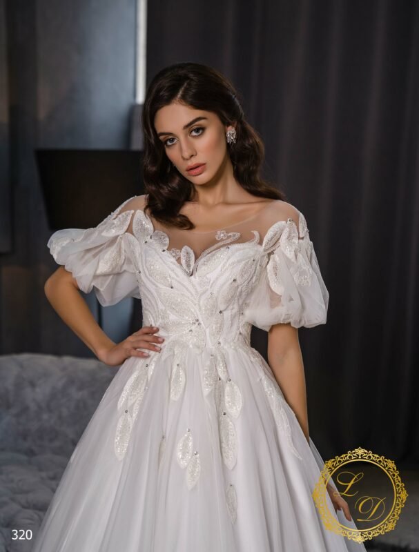 Robe de mariée princesse manche courte