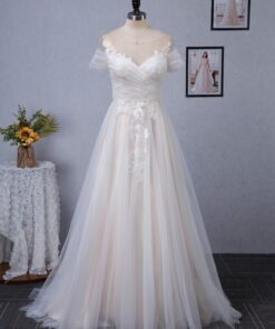 Robe de mariée romantique à corsage plissé en tulle avec illusion sur l’épaule | Soirée Blanche