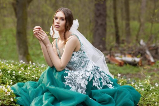 Robe De Mariée Blanche Et Verte | Soirée Blanche