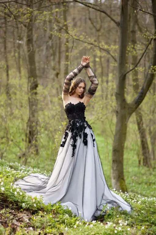 Robe De Mariée Gothique | Soirée Blanche