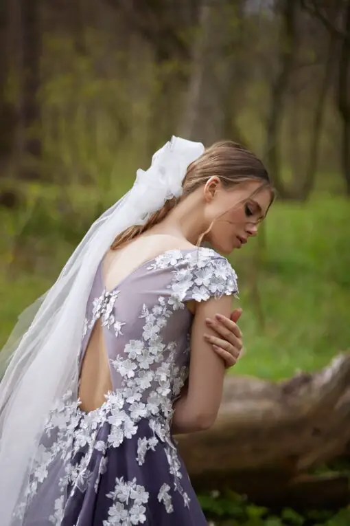 Robe De Mariée Blanche Et Violet | Soirée Blanche