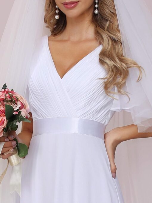 Robe De Mariée Courte Volumineuse Blanche image 9 | Soirée Blanche