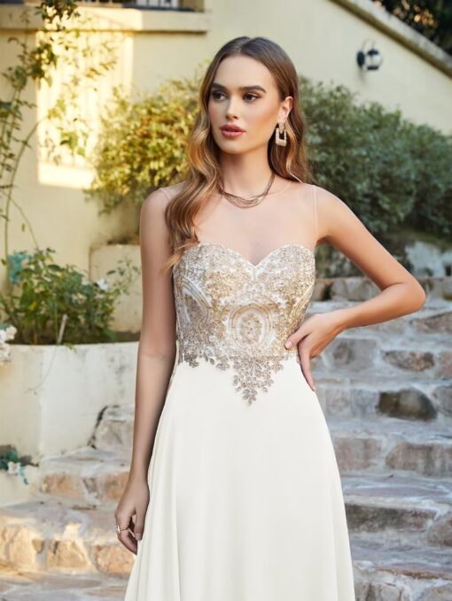 Robe de mariée princesse bustier et dentelle image 13 | Soirée Blanche