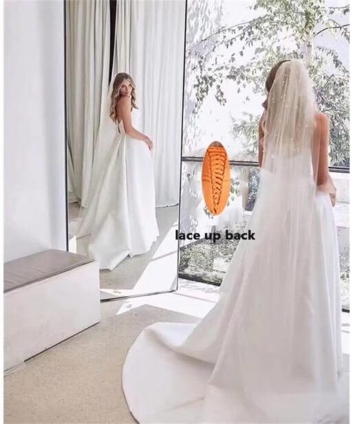 Robe de mariée A en mousseline de soie à manches courtes avec traîne amovible image 5 | Soirée Blanche