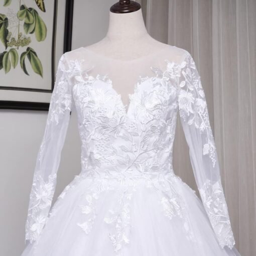 Robe De Mariée fendue avec ceinture tissu image 7 | Soirée Blanche