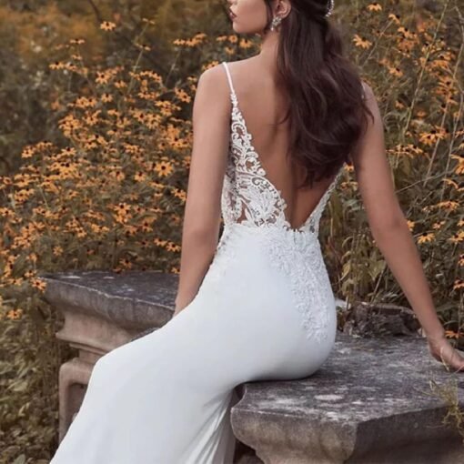 Robe De Mariée Droite image 7 | Soirée Blanche