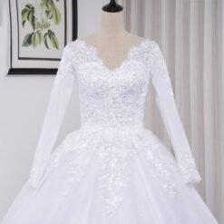 Robe De Mariée Hiver Manches Longues Blanche image 21 | Soirée Blanche