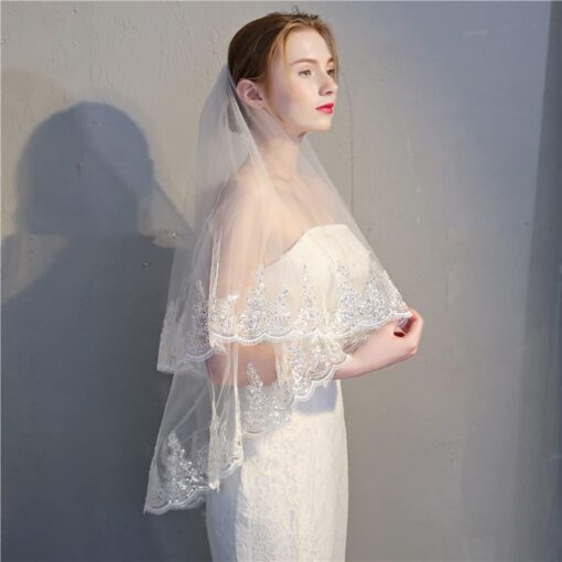 Robe de Mariée en Dentelle Clara image 9 | Soirée Blanche