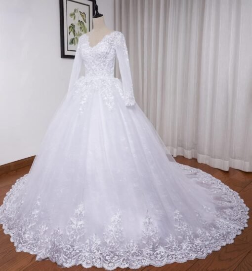 Robe De Mariée Hiver Manches Longues Blanche image 11 | Soirée Blanche