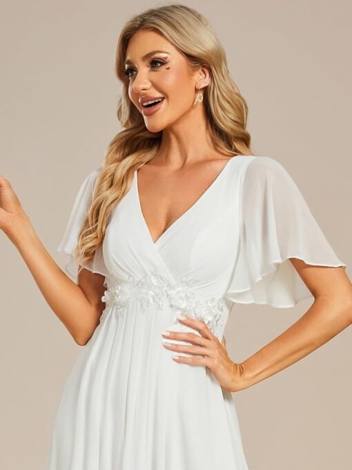 Robe De Mariée Grande Taille Manches Tombantes image 9 | Soirée Blanche