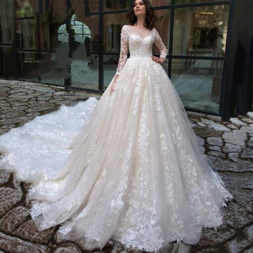 Robe de Mariée en Dentelle Esther image 1 | Soirée Blanche